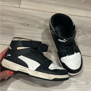 Puma Kids Black and white High-Top Sneakers